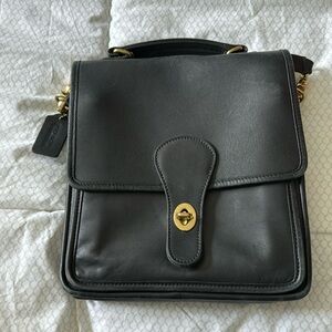 Coach vintage station leather crossbody